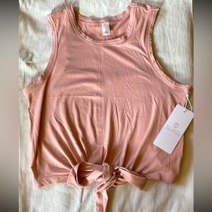 Balance collection crop top